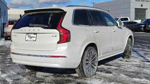 2026 Volvo XC90 B6 Plus 7-Seater