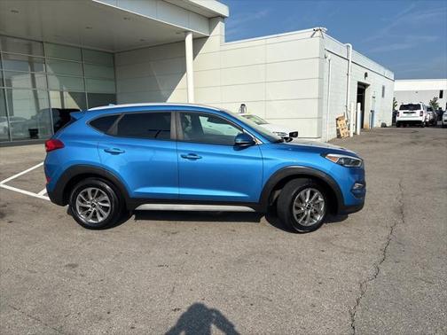 2017 Hyundai TUCSON SE Plus