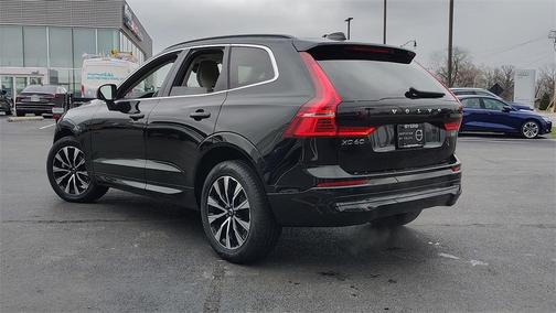 2023 Volvo XC60 B5 Core