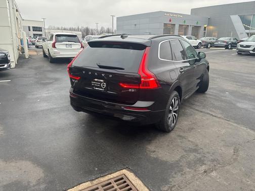2023 Volvo XC60 B5 Core