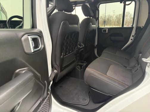 2022 Jeep Gladiator Mojave