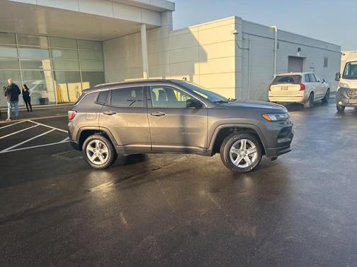 2024 Jeep Compass Latitude