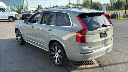 Vapour Gray Metallic 2024 Volvo XC90 Recharge Plug-In Hybrid T8 Plus Bright Theme 7 Passenger