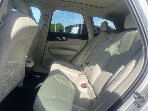 Silver Dawn Metallic 2023 Volvo XC60 B5 Plus Dark Theme