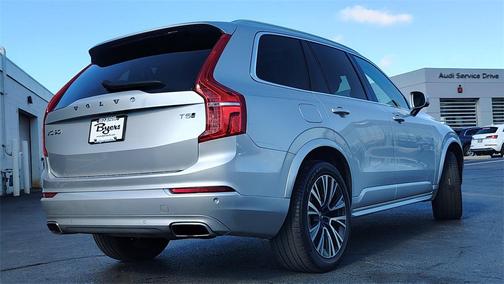 2020 Volvo XC90 T5 Momentum