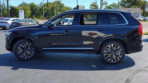 2026 Volvo XC90 B6 Plus 7-Seater