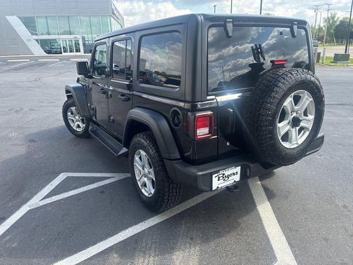 Black Clearcoat 2018 Jeep Wrangler Unlimited Sport