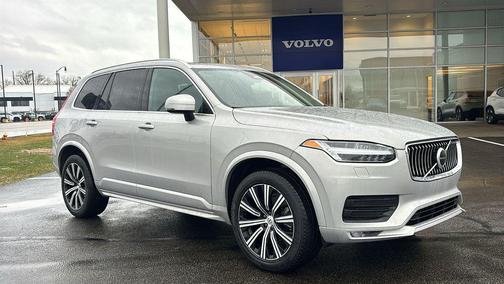 2023 Volvo XC90 B6 Core