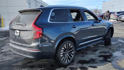 2026 Volvo XC90 B6 Plus 7-Seater