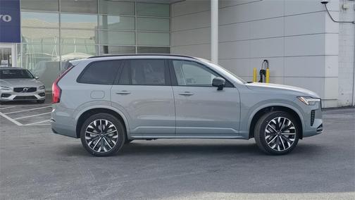 2026 Volvo XC90 Plug-In Hybrid T8 Ultra