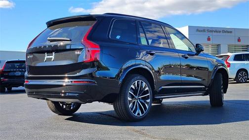 2026 Volvo XC90 B6 Ultra