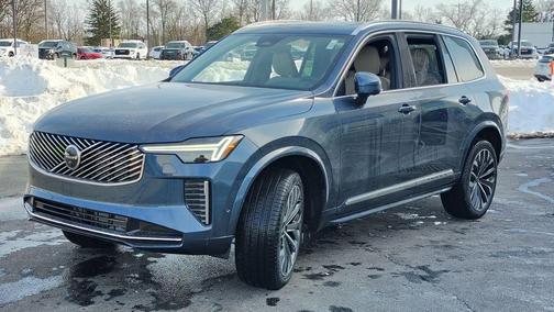 2026 Volvo XC90 B6 Plus 7-Seater