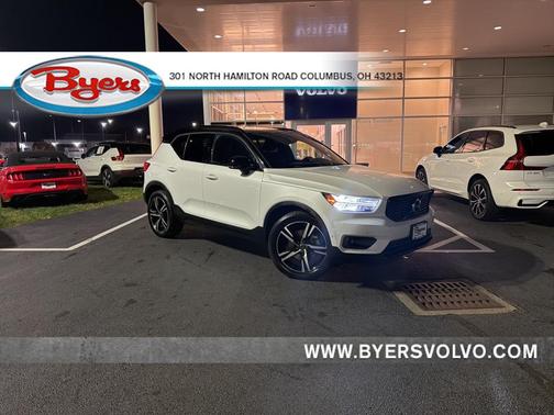 2019 Volvo XC40 T5 R-Design