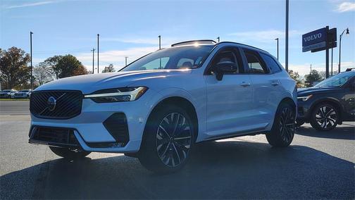 2026 Volvo XC60 B5 Ultra