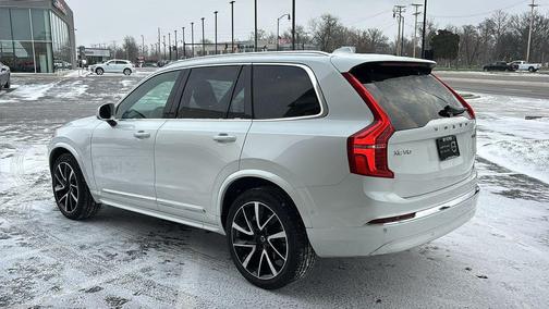 2023 Volvo XC90 B6 Plus 7-Seater