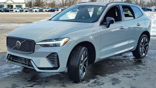 2026 Volvo XC60 Plug-In Hybrid T8 Plus
