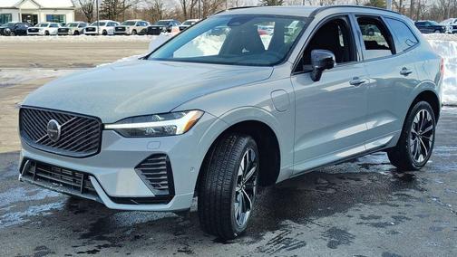 2026 Volvo XC60 Plug-In Hybrid T8 Plus