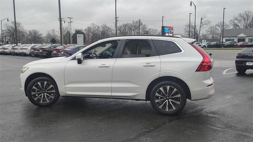 2023 Volvo XC60 B5 Core