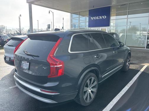 2022 Volvo XC90 T6 Inscription
