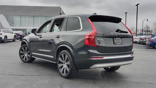 2022 Volvo XC90 T6 Inscription