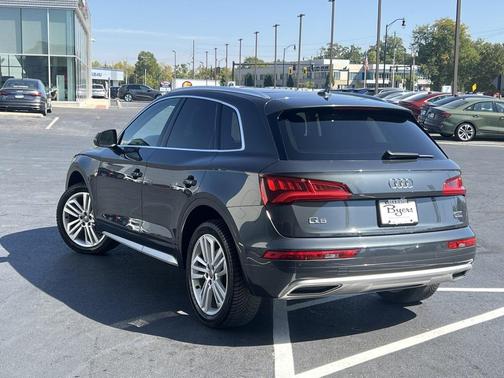 2018 Audi Q5 2.0T Prestige
