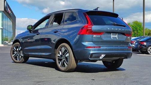 2026 Volvo XC60 B5 Plus
