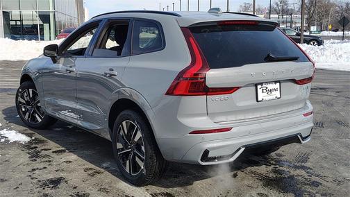 2026 Volvo XC60 B5 Core