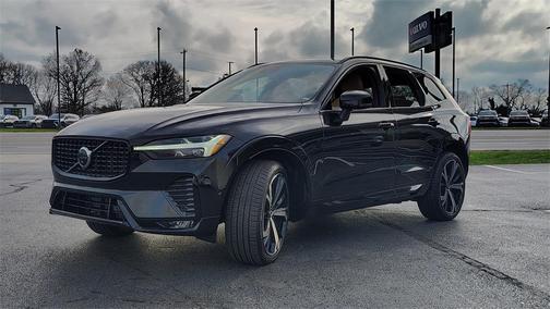2025 Volvo XC60 B5 Ultra