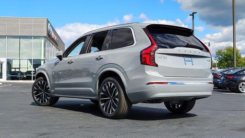2026 Volvo XC90 B6 Plus 7-Seater