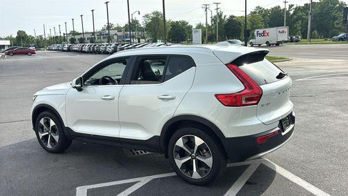 Crystal White Pearl 2025 Volvo XC40 B5 Plus Bright Theme