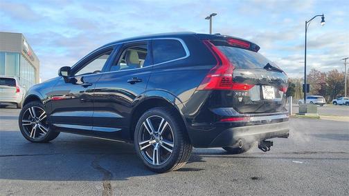 2019 Volvo XC60 T6 Momentum