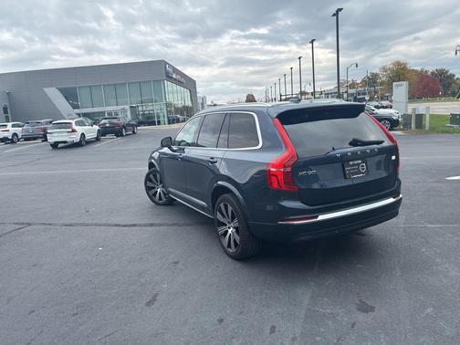 2024 Volvo XC90 Recharge Plug-In Hybrid T8 Plus Bright Theme 7 Passenger