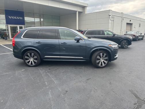 2024 Volvo XC90 Recharge Plug-In Hybrid T8 Plus Bright Theme 7 Passenger
