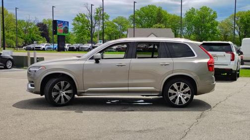 2022 Volvo XC90 T6 Inscription