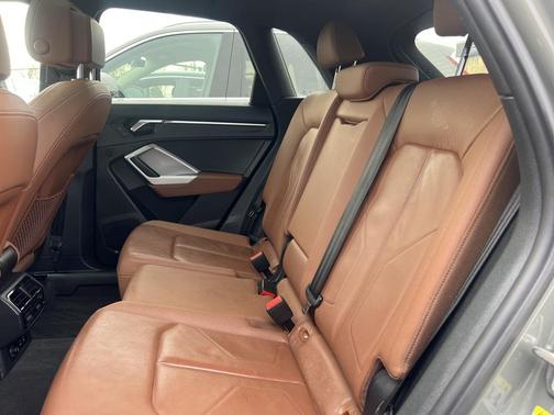 2022 Audi Q3 Premium