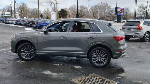 2022 Audi Q3 Premium