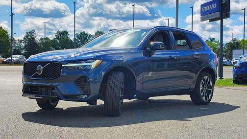 2026 Volvo XC60 B5 Plus