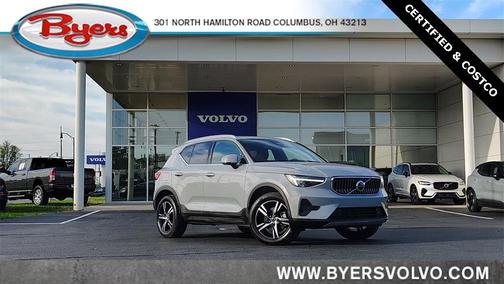 2025 Volvo XC40 B5 Core