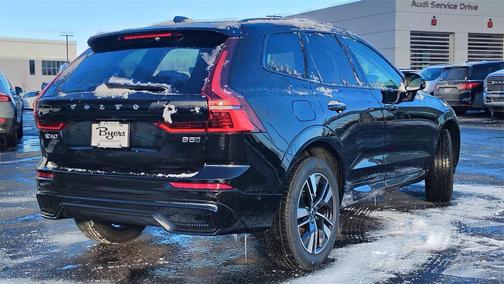 2026 Volvo XC60 B5 Plus