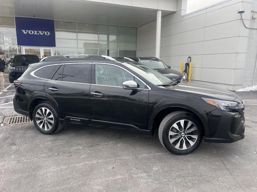 2024 Subaru Outback Touring XT