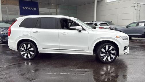 2024 Volvo XC90 Recharge Plug-In Hybrid T8 Plus Bright Theme 7 Passenger