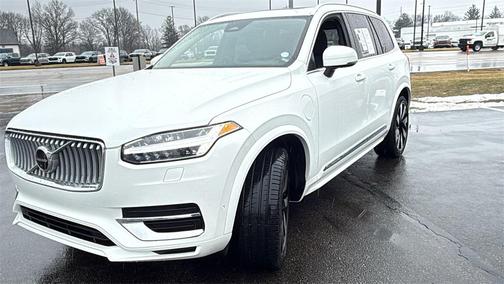 2024 Volvo XC90 Recharge Plug-In Hybrid T8 Plus Bright Theme 7 Passenger