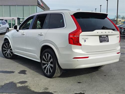 2023 Volvo XC90 B5 Core