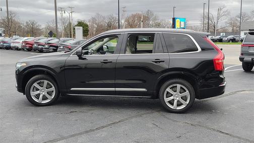 2024 Volvo XC90 B5 Core