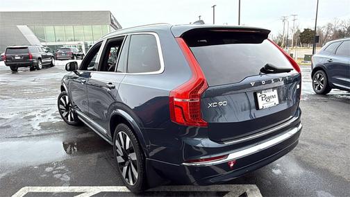 2024 Volvo XC90 Recharge Plug-In Hybrid T8 Plus Bright Theme 7 Passenger