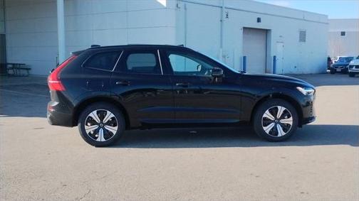 2025 Volvo XC60 Plug-In Hybrid T8 Core