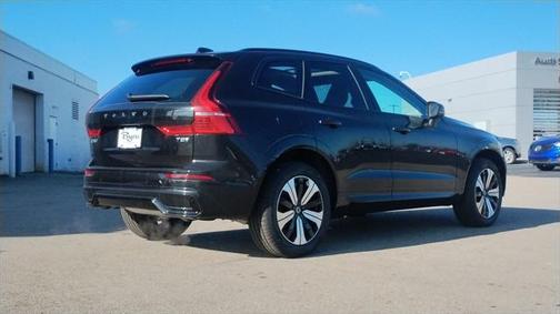 2025 Volvo XC60 Plug-In Hybrid T8 Core