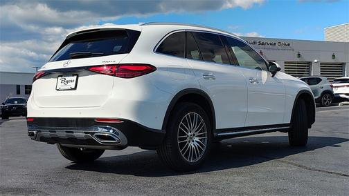 2023 Mercedes-Benz GLC 300 4MATIC