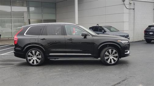 2024 Volvo XC90 Recharge Plug-In Hybrid Ultimate