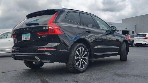 2025 Volvo XC60 B5 Plus